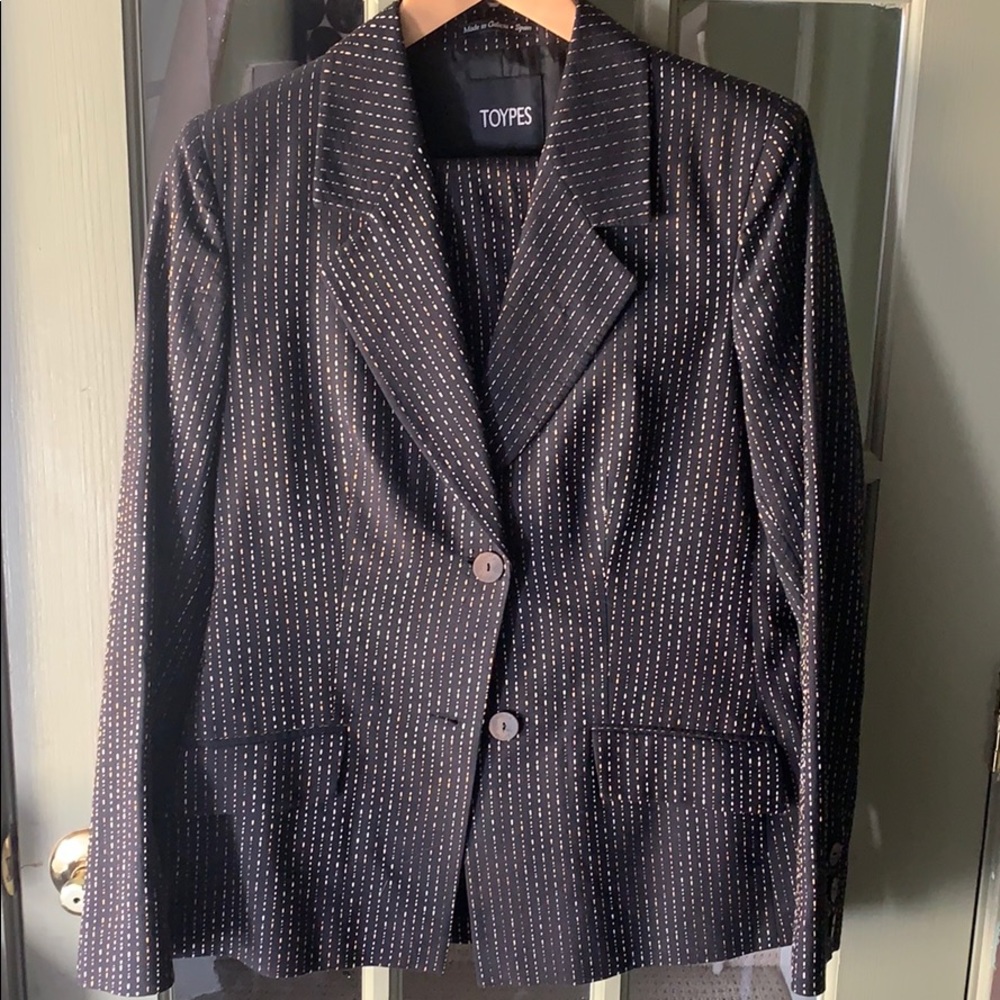 Women’s suit